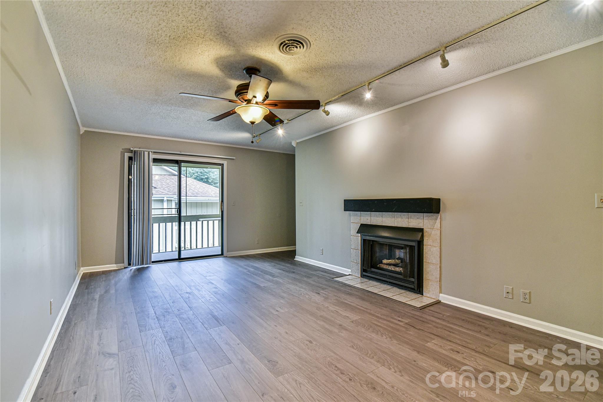 Condominium at 110 Heywood Road, Arden, photo 2 of 25
