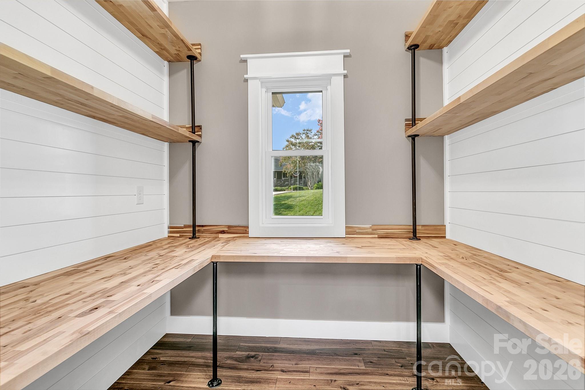 Walk-in pantry - 143 Sunny Morning Court, Hendersonville