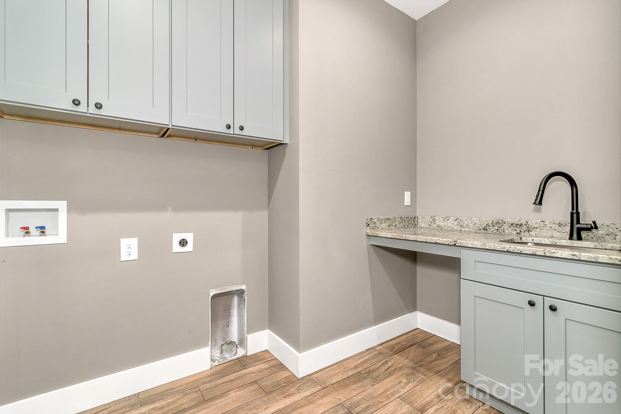 Main level laundry - 143 Sunny Morning Court, Hendersonville