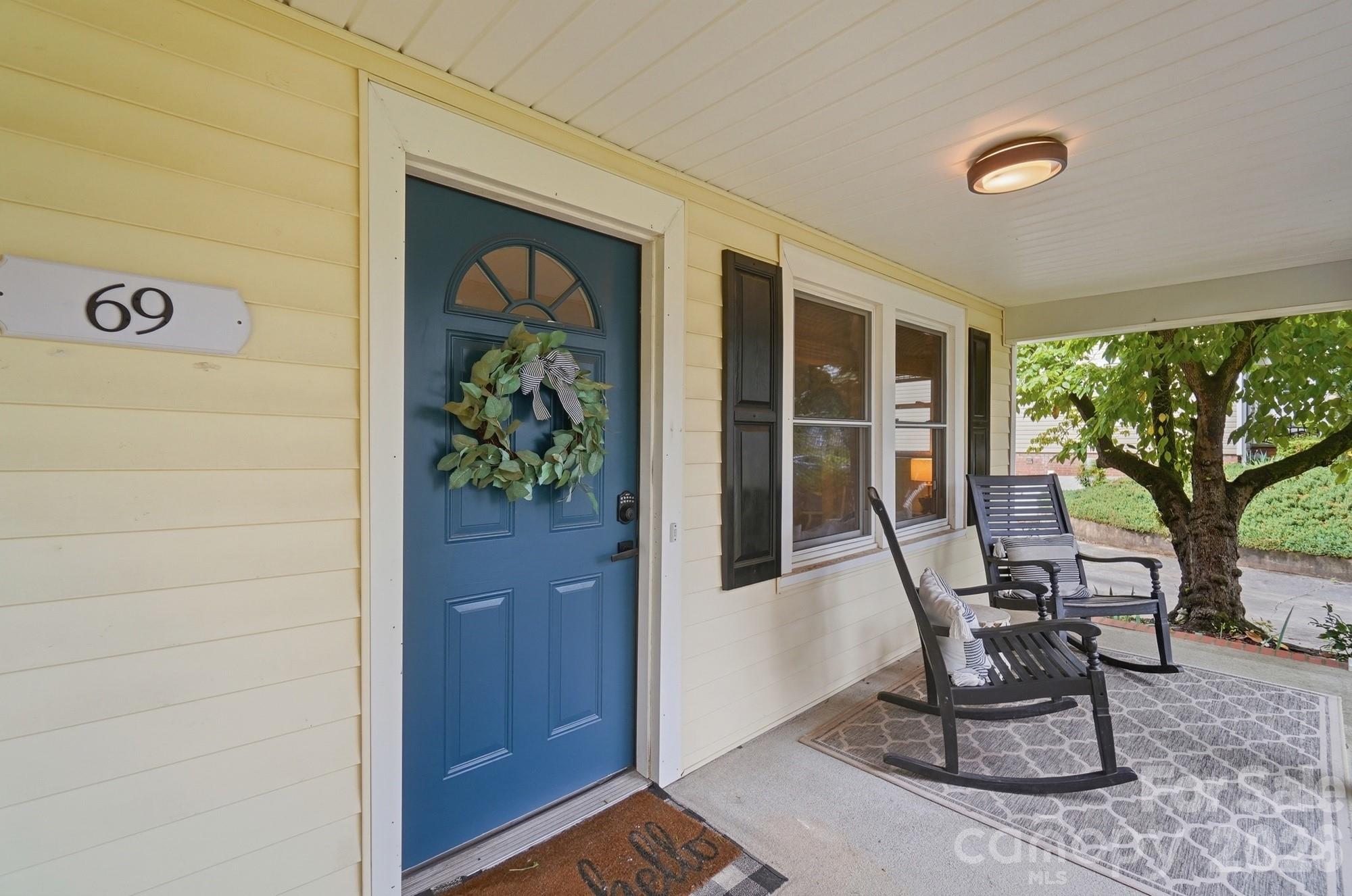 Single Family Residence at 69 Fryling Avenue SW, Concord, photo 4 of 28