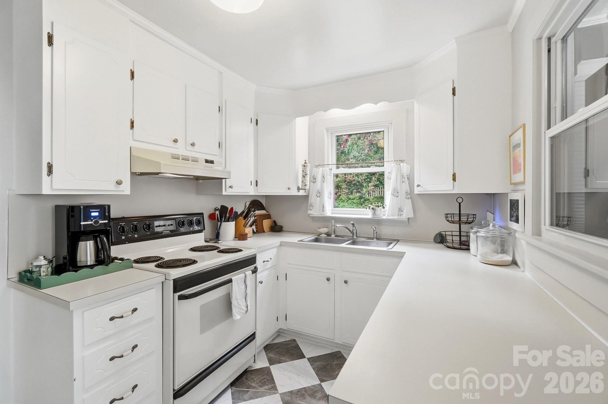 Kitchen - 69 Fryling Avenue SW, Concord