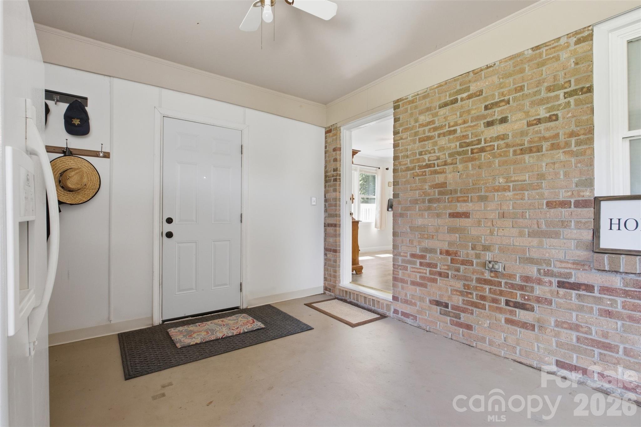 Mud Room - 220 Hunstanton Drive, Winnsboro