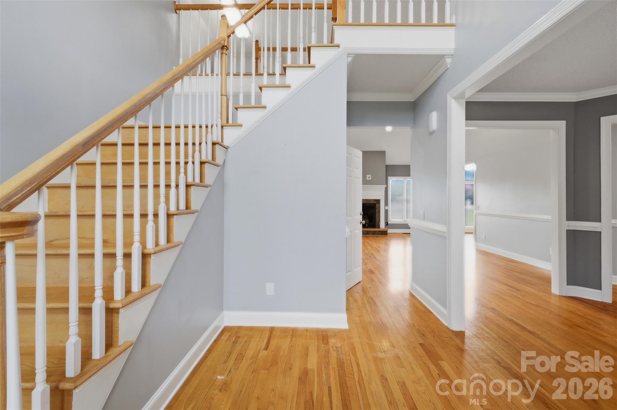 Single Family Residence at 1064 Baker Barn Road, Hickory, photo 5 of 39