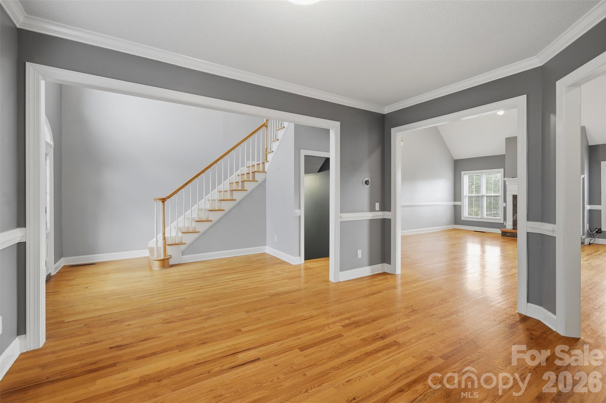 Single Family Residence at 1064 Baker Barn Road, Hickory, photo 7 of 39