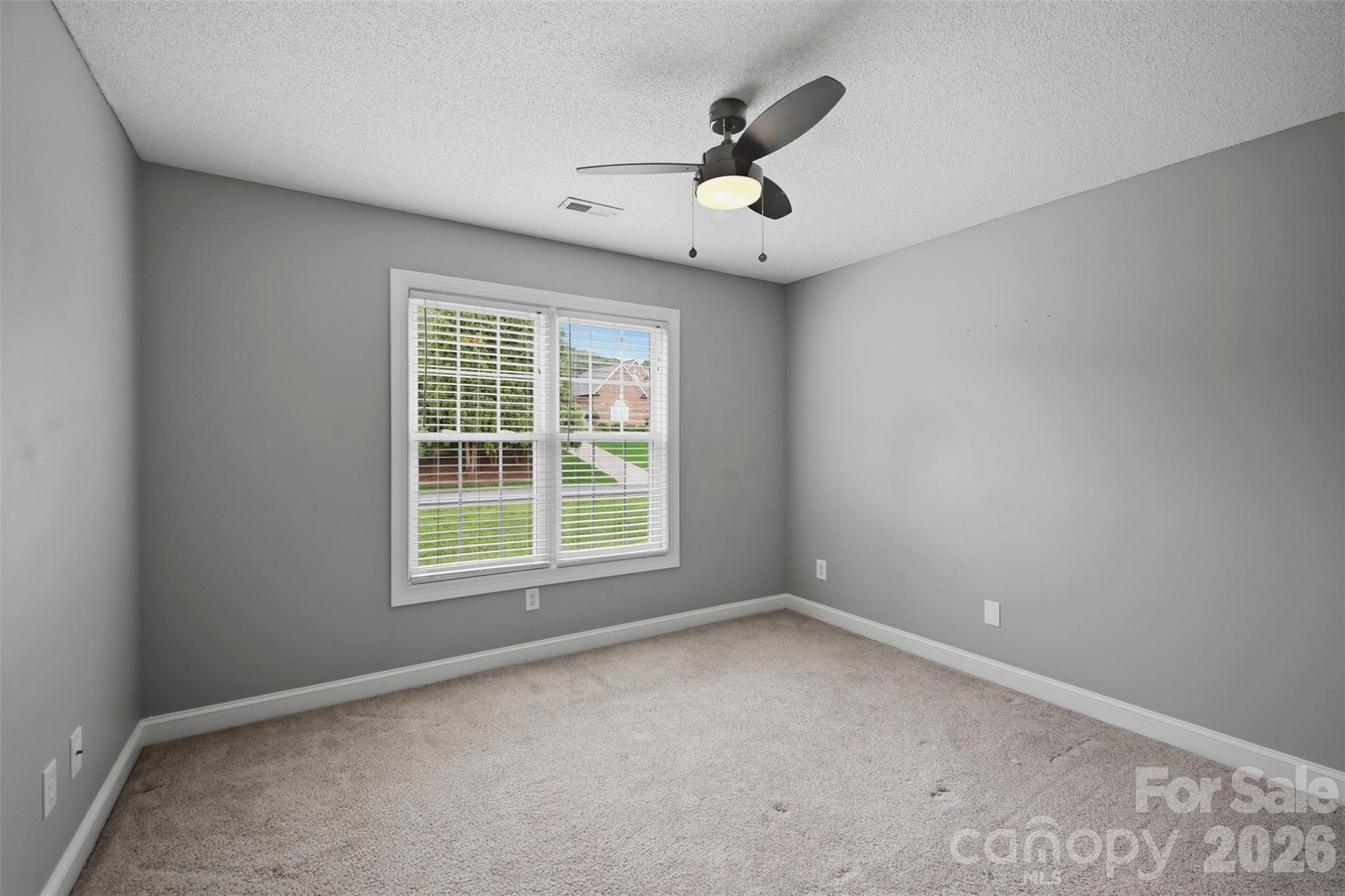 Single Family Residence at 1064 Baker Barn Road, Hickory, photo 21 of 39