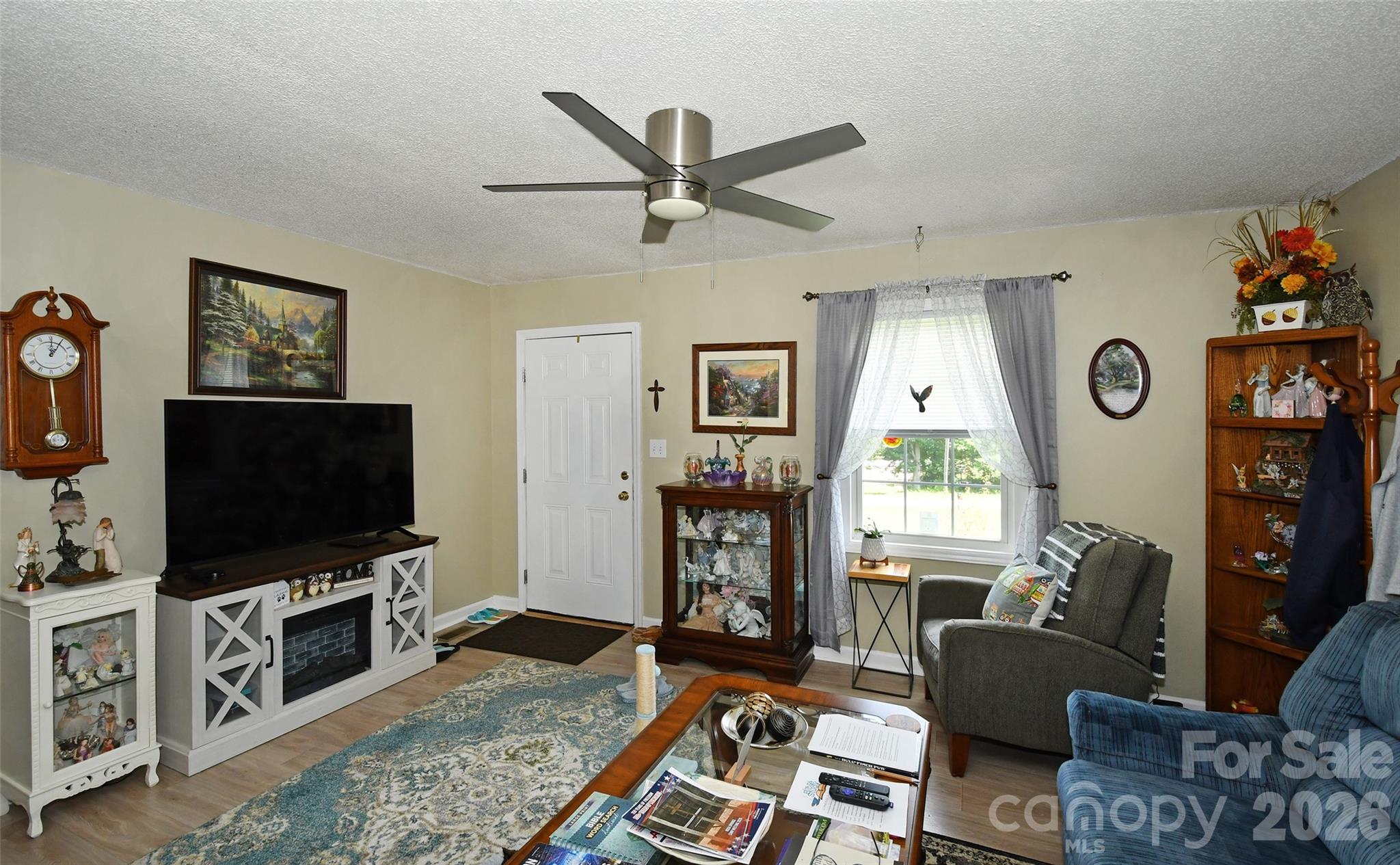 Duplex at 5502 and 5504 Wrenn Drive, Denver, photo 15 of 36