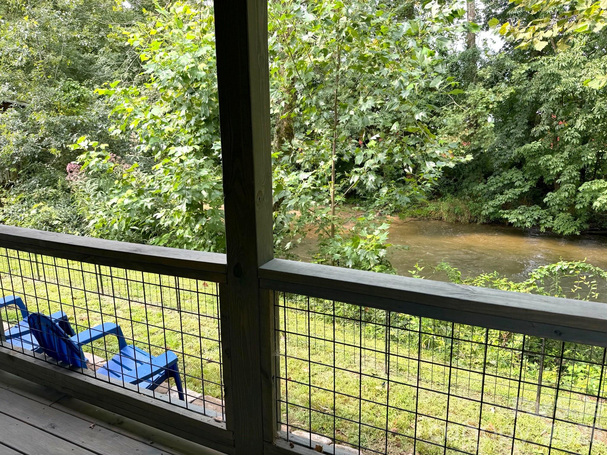 Single Family Residence at 30 Aqua Vista Loop, Waynesville, photo 8 of 21