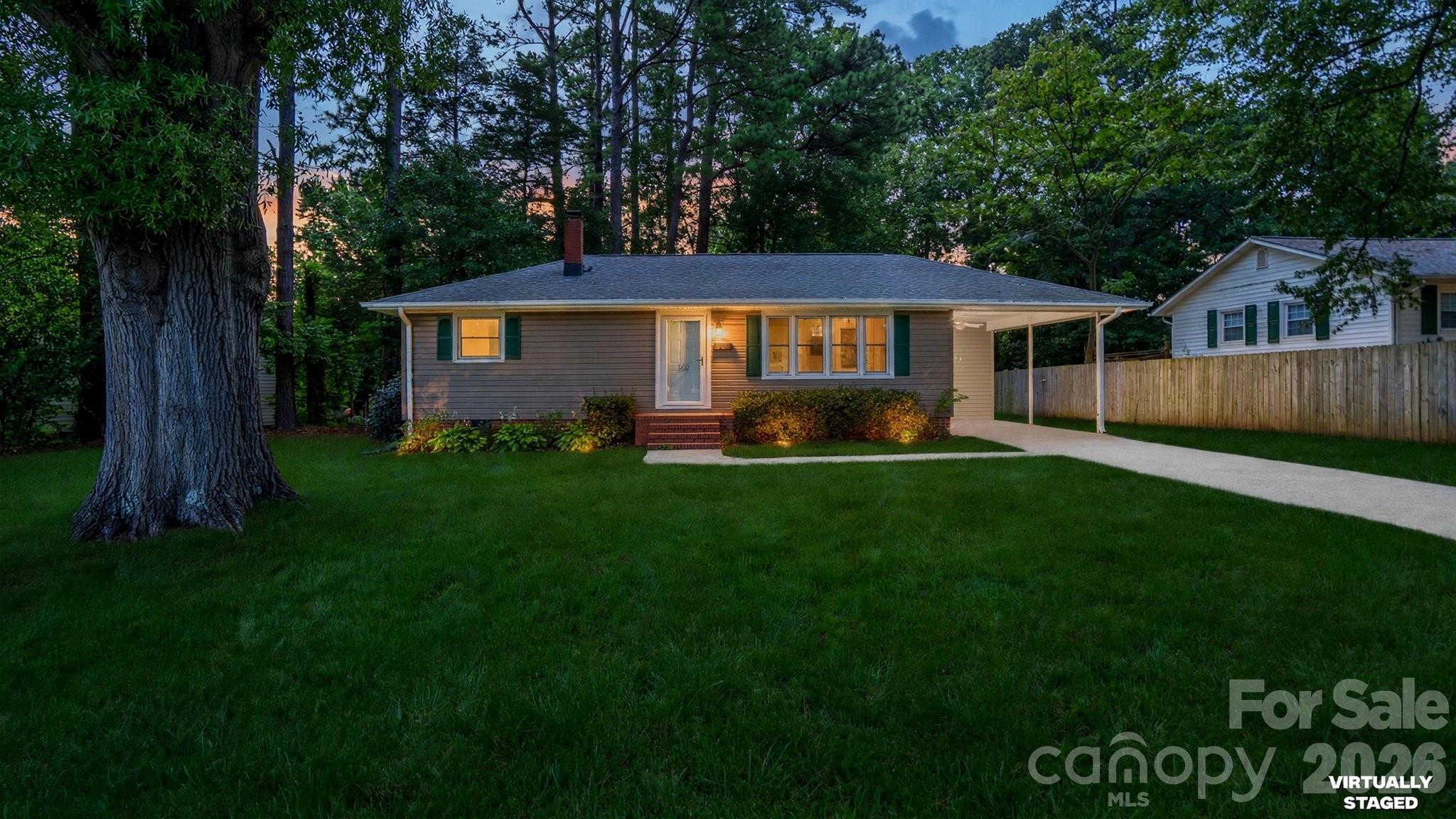 Single Family Residence at 902 Dogwood Drive, Gastonia, photo 3 of 21