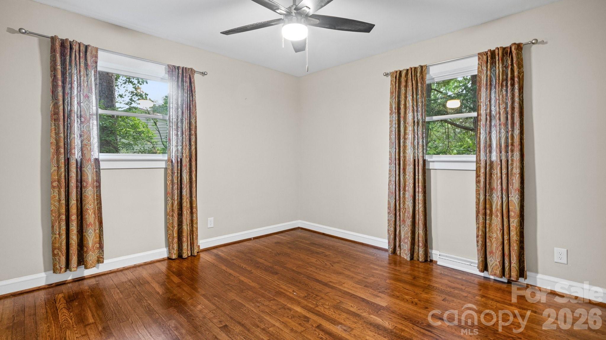 Single Family Residence at 902 Dogwood Drive, Gastonia, photo 16 of 21
