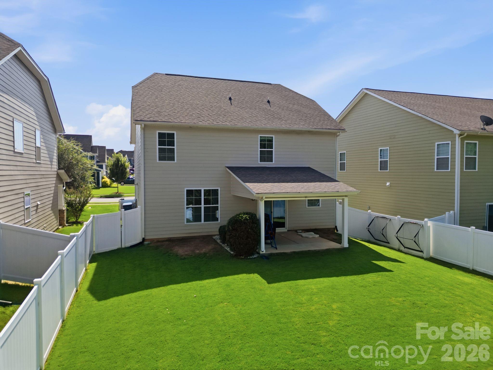 Single Family Residence at 3830 Lake Breeze Drive, Sherrills Ford, photo 6 of 35