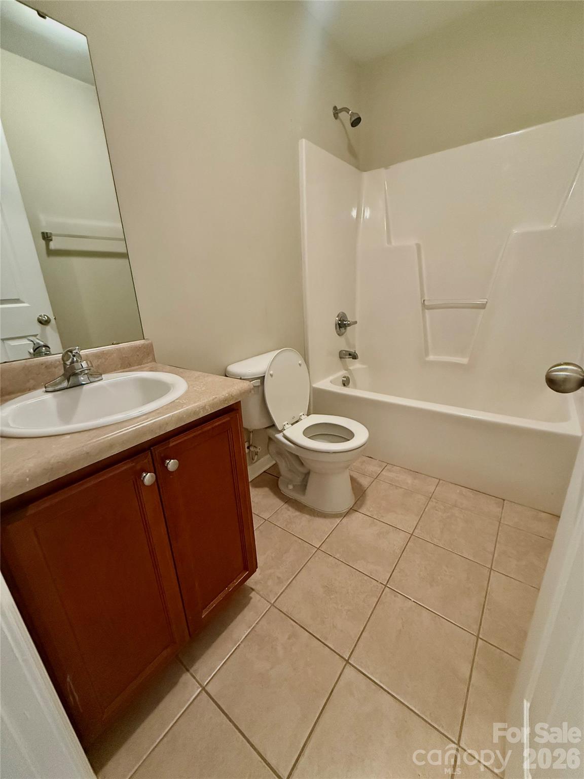2nd bathroom - 1117 Piney Woods Road, Columbia