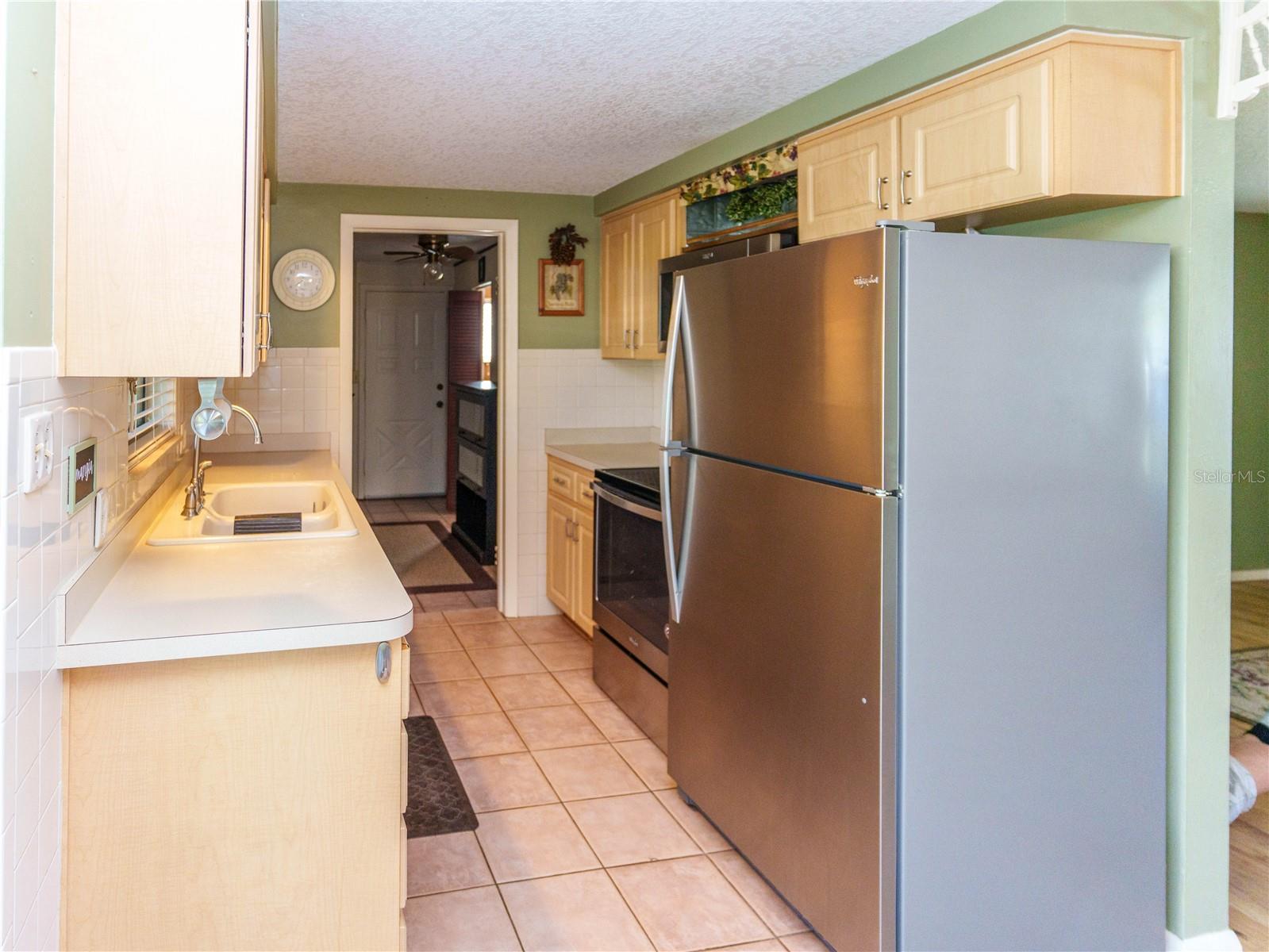 Single Family Residence at 6155 ILLINOIS AVE, NEW PORT RICHEY, photo 15 of 61