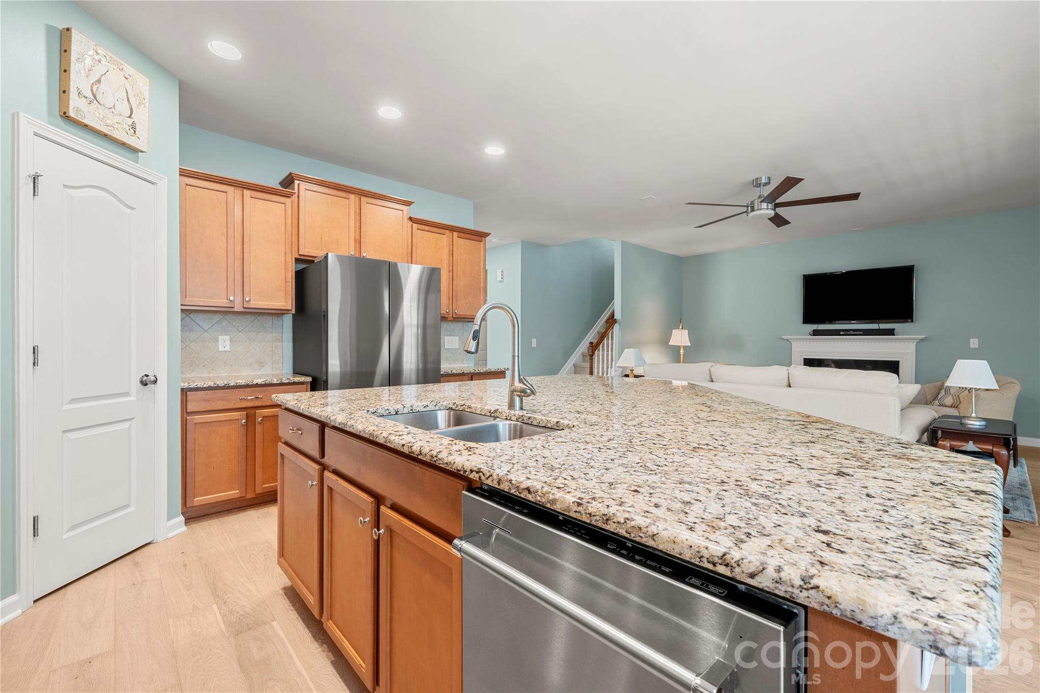 Single Family Residence at 1601 Deer Meadows Drive, Waxhaw, photo 2 of 45