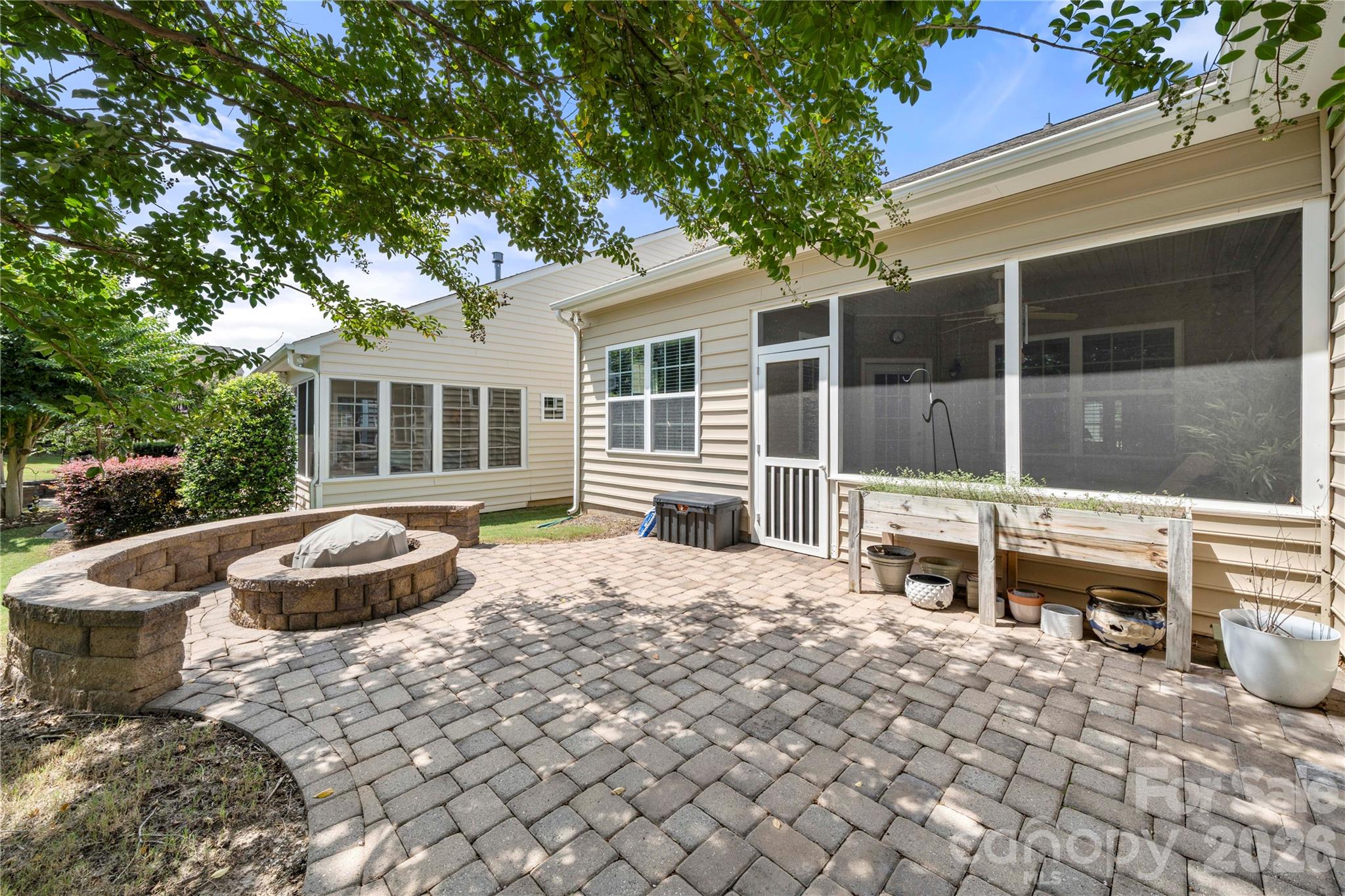 Fire pit with seating - 1601 Deer Meadows Drive, Waxhaw