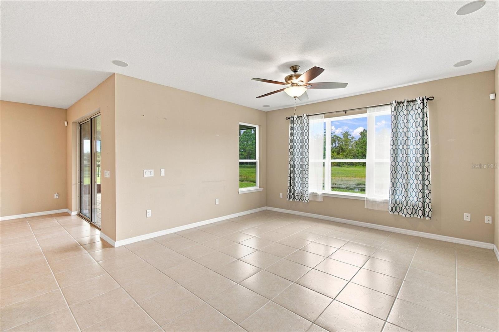Single Family Residence at 163 OLYMPUS WAY, KISSIMMEE, photo 9 of 58