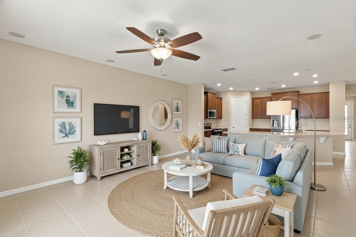 Single Family Residence at 163 OLYMPUS WAY, KISSIMMEE, photo 10 of 58