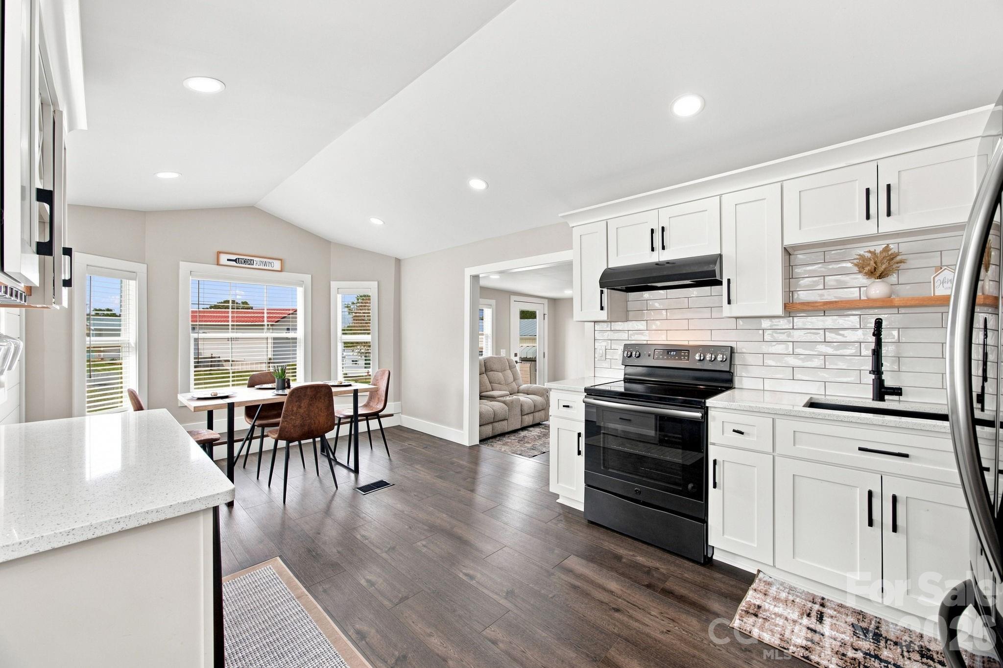 Single Family Residence at 151 Dogwood Circle, New London, photo 30 of 44