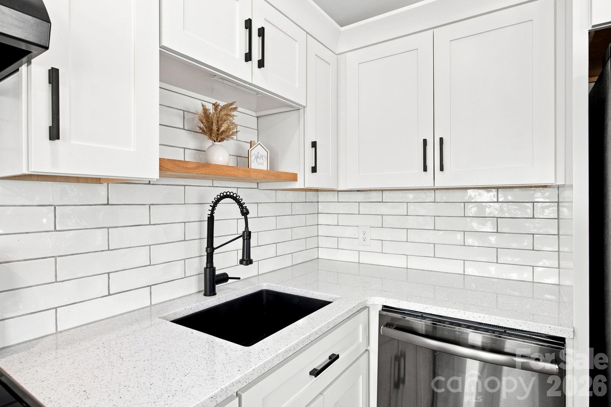 Single Family Residence at 151 Dogwood Circle, New London, photo 33 of 44