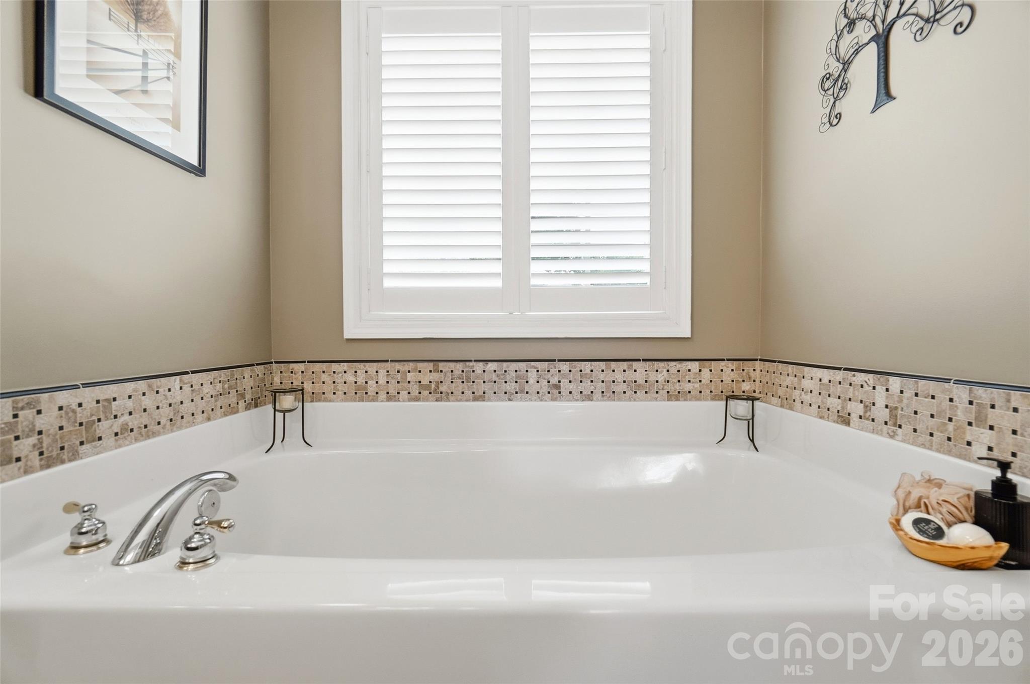 Single Family Residence at 7627 Maple Bluff Lane, Concord, photo 25 of 48