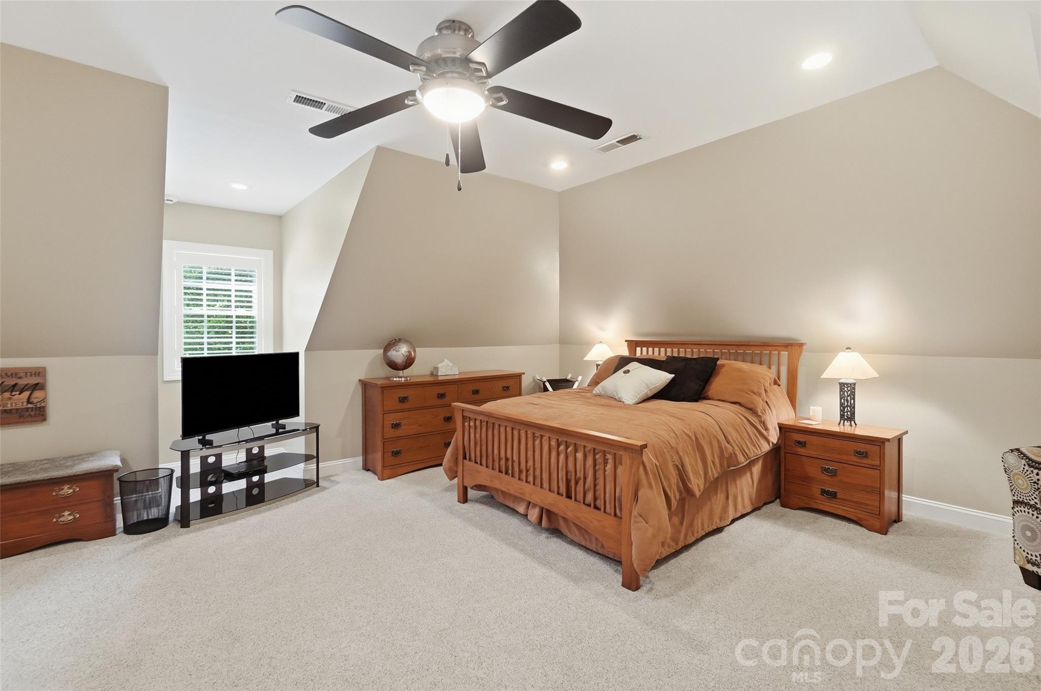 Single Family Residence at 7627 Maple Bluff Lane, Concord, photo 34 of 48