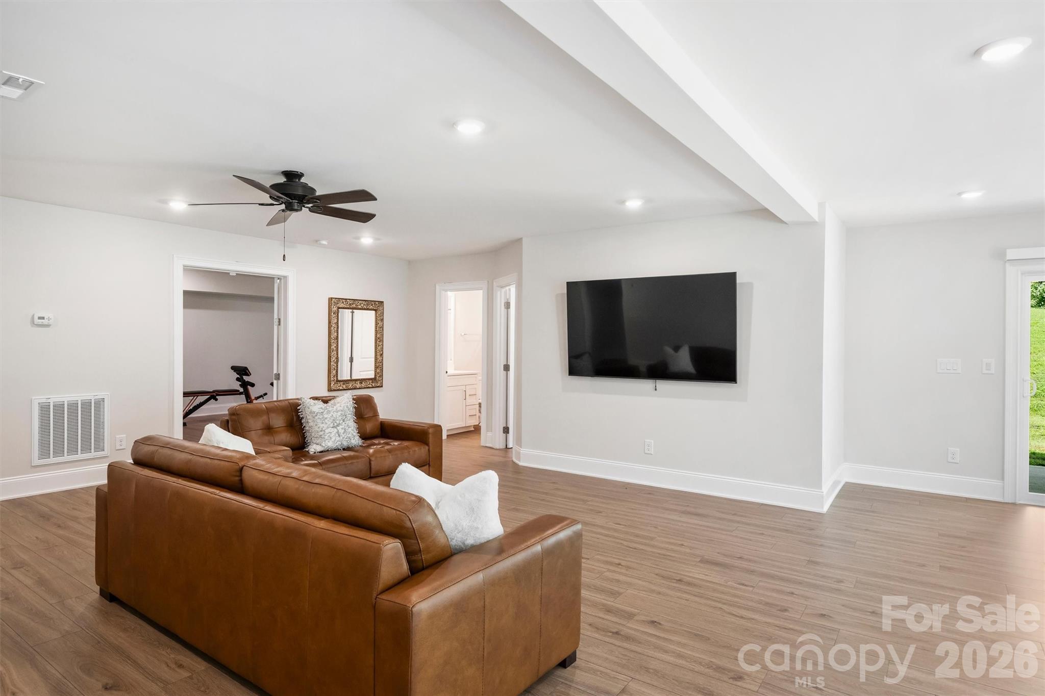 Single Family Residence at 10542 Sweethaven Lane, Harrisburg, photo 35 of 47
