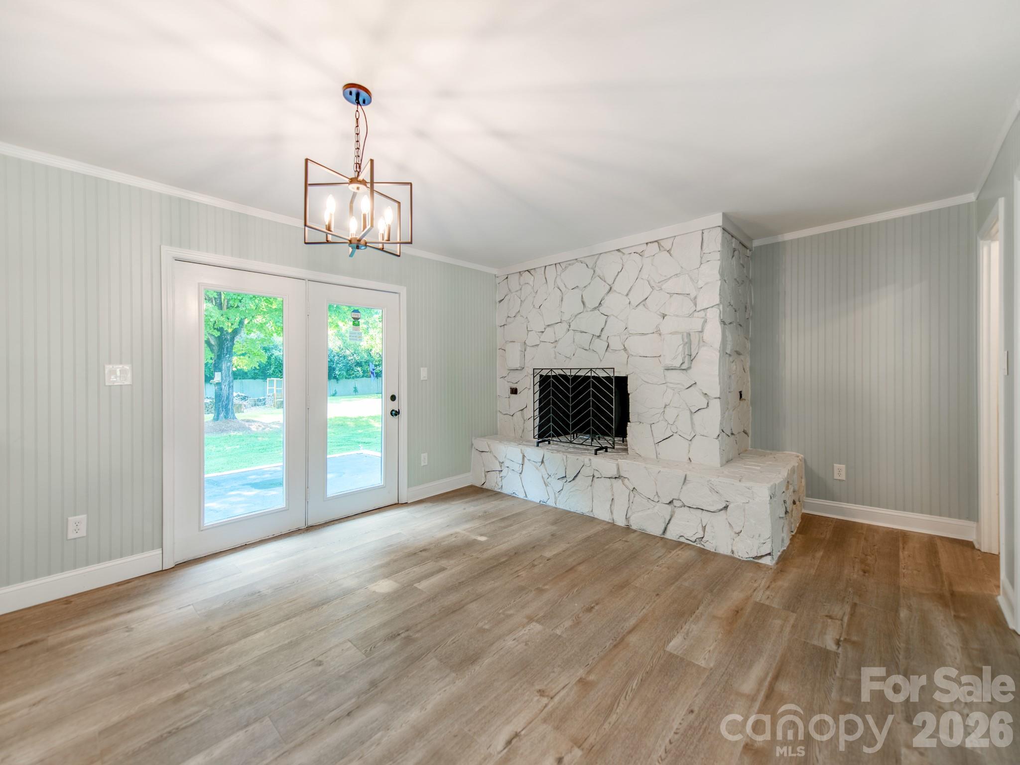 Massive stone wood burning fireplace - 3072 Bethany Street, Claremont