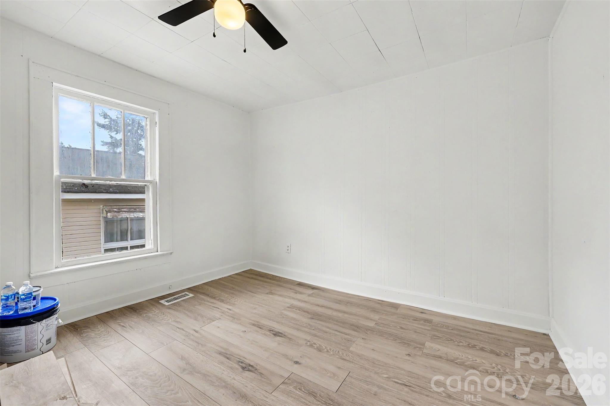 Single Family Residence at 1306 Forrest Street, High Point, photo 22 of 28