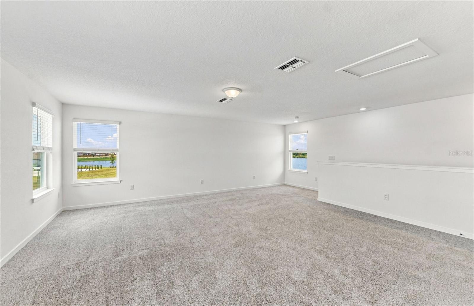 Versatile Loft Area - 9928 JOHNSON OAKS GLN, PARRISH
