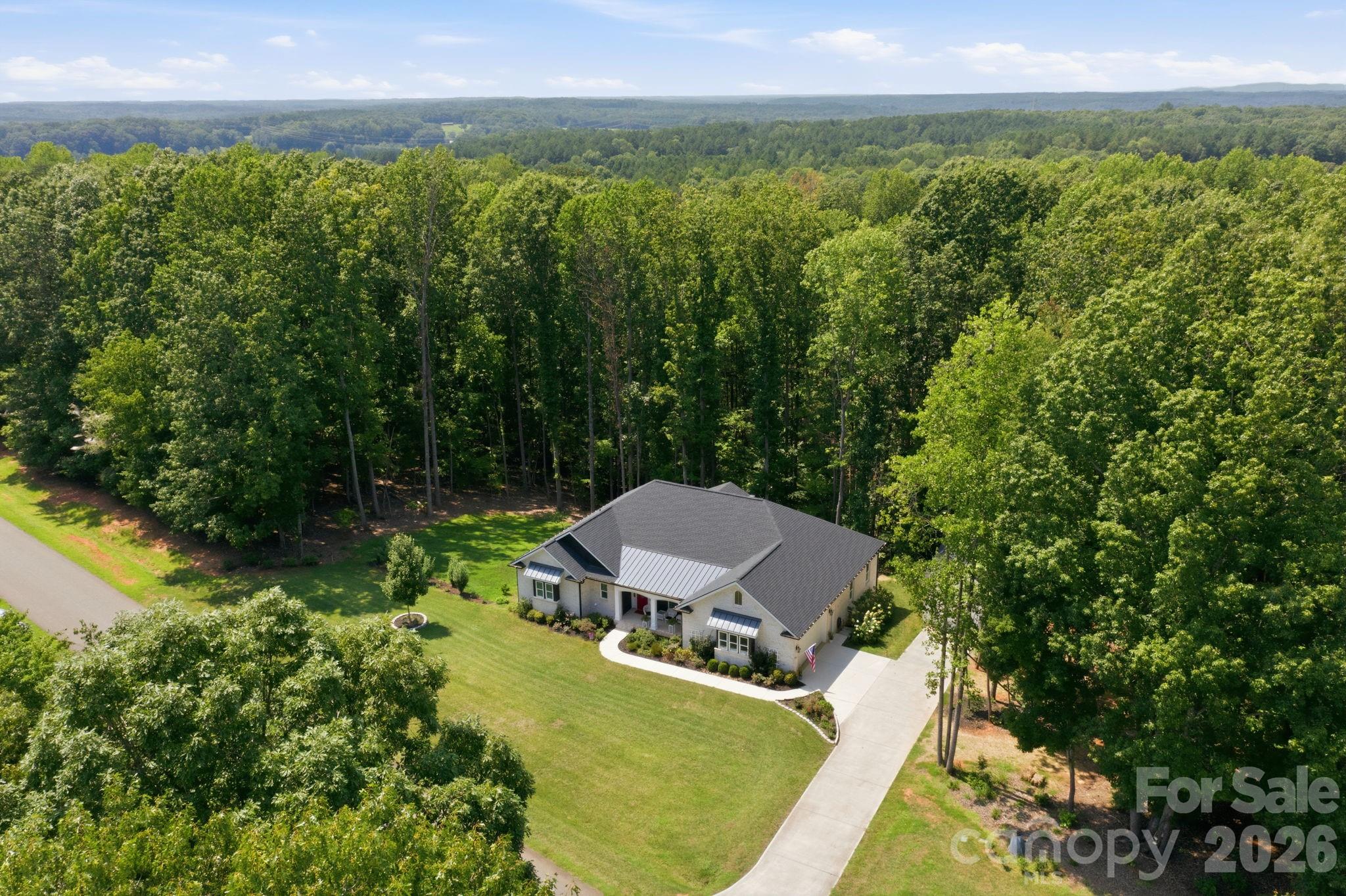 Single Family Residence at 116 Harbor Ridge Drive, Statesville, photo 39 of 46