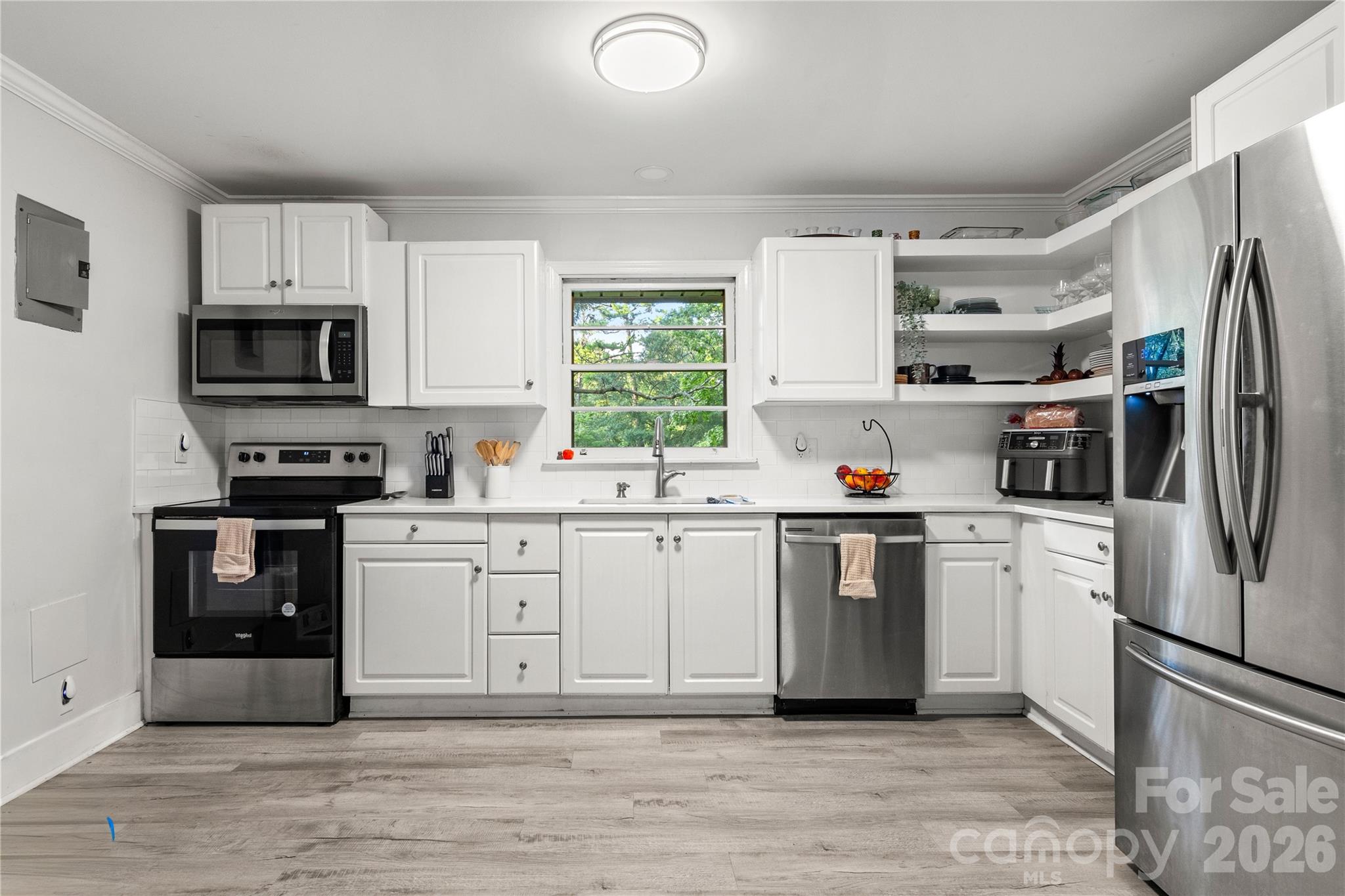Single Family Residence at 314 Laurel Hill Road, Fort Mill, photo 10 of 30