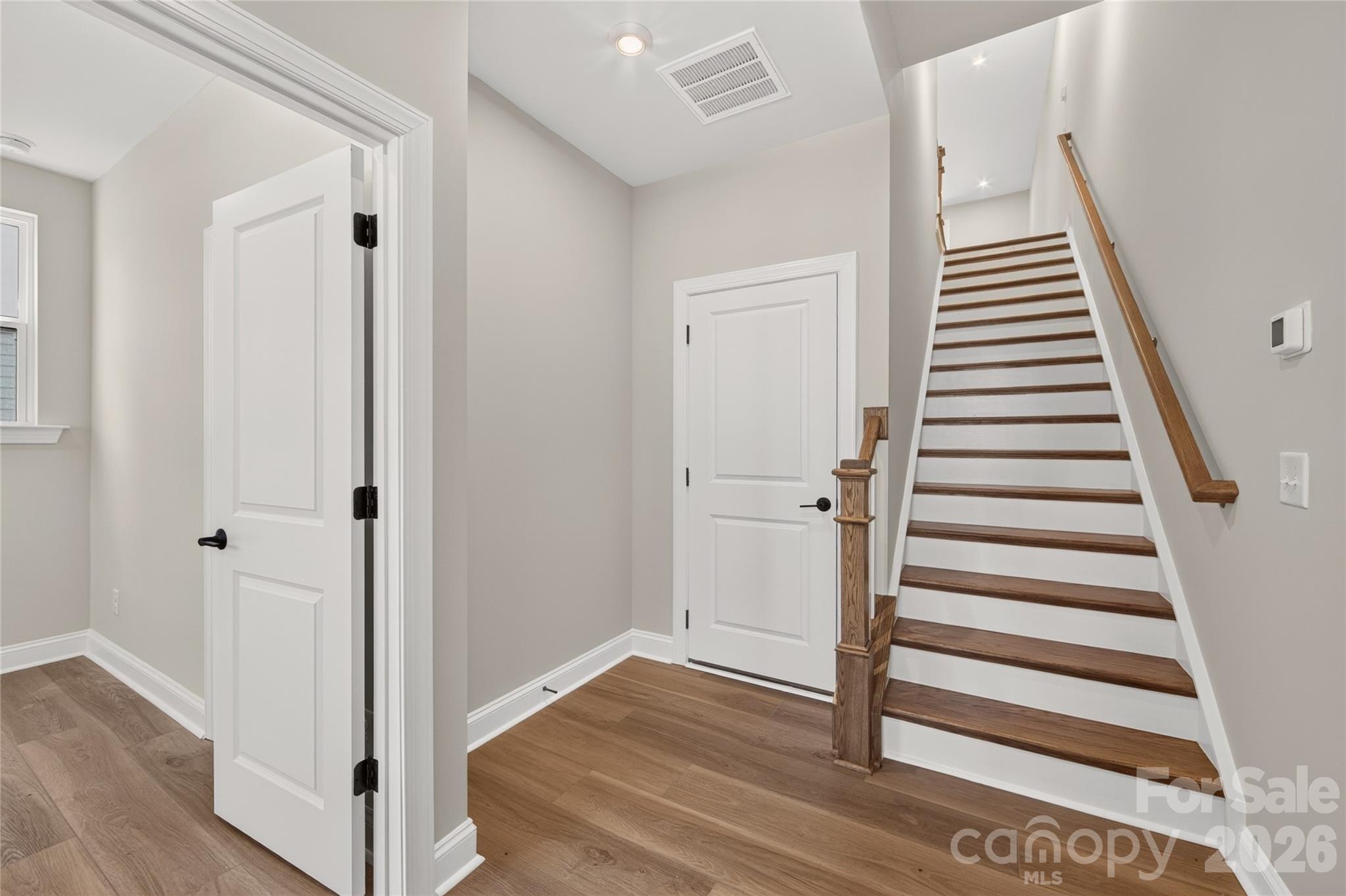 Spacious first-floor bedroom - 403 Old Town Village Road, Waxhaw