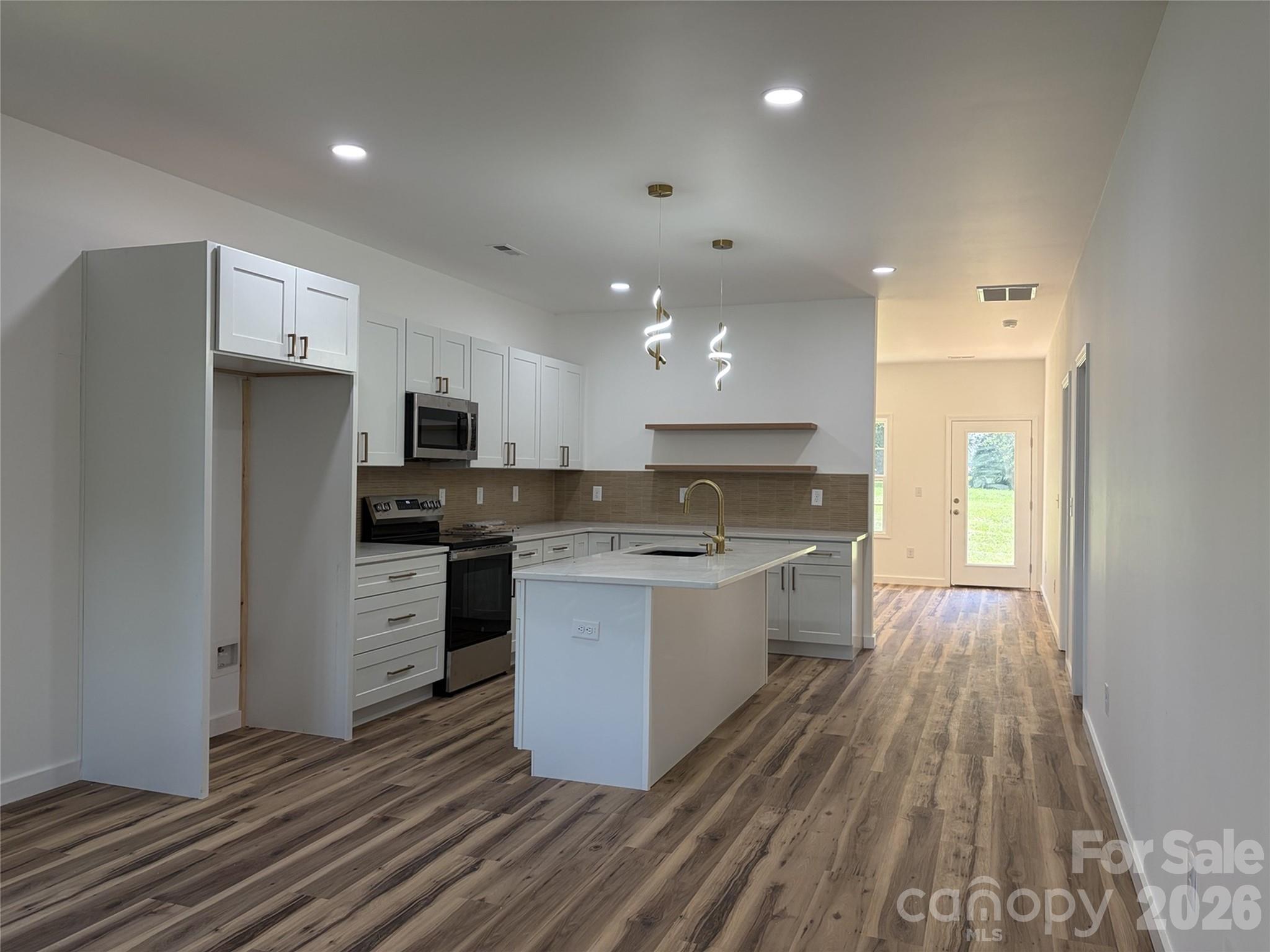 Single Family Residence at 106 Blakemore Drive, Shelby, photo 13 of 25