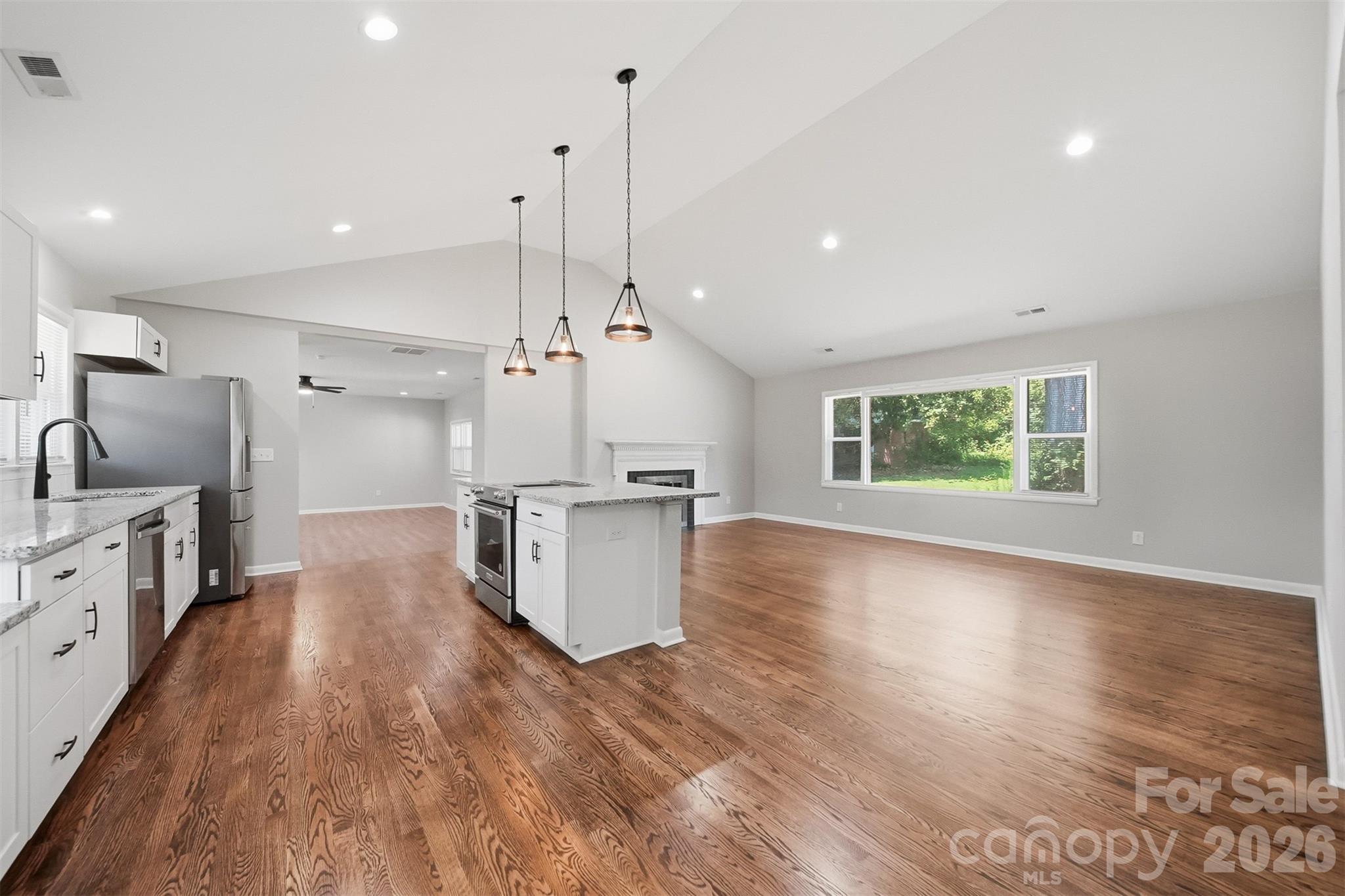 Single Family Residence at 908 13th Street NW, Conover, photo 6 of 33