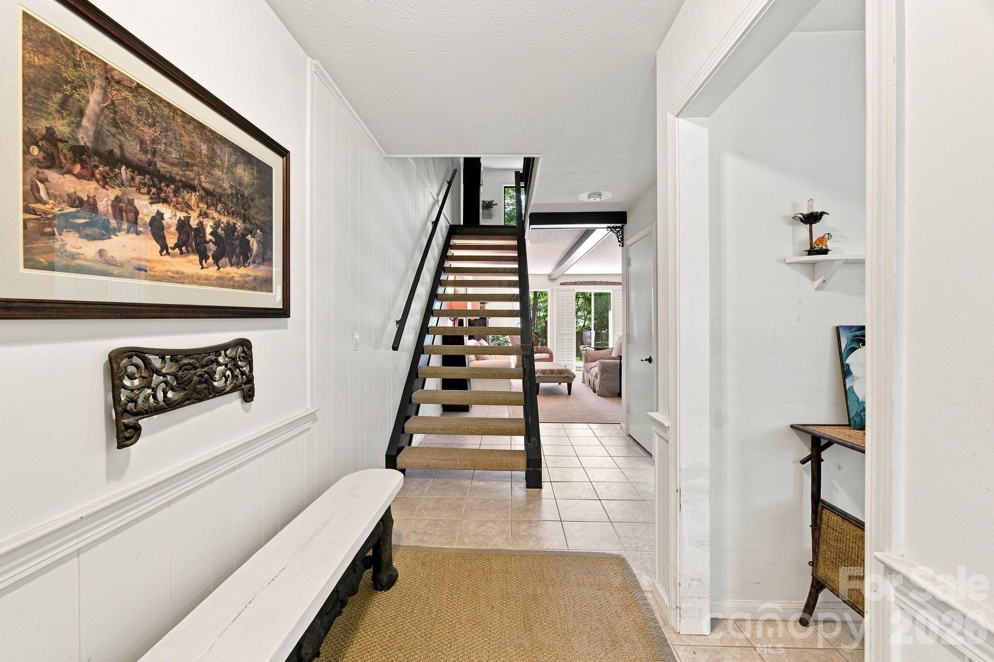 Condominium at 98 Laurelwood Circle W, Hendersonville, photo 11 of 24