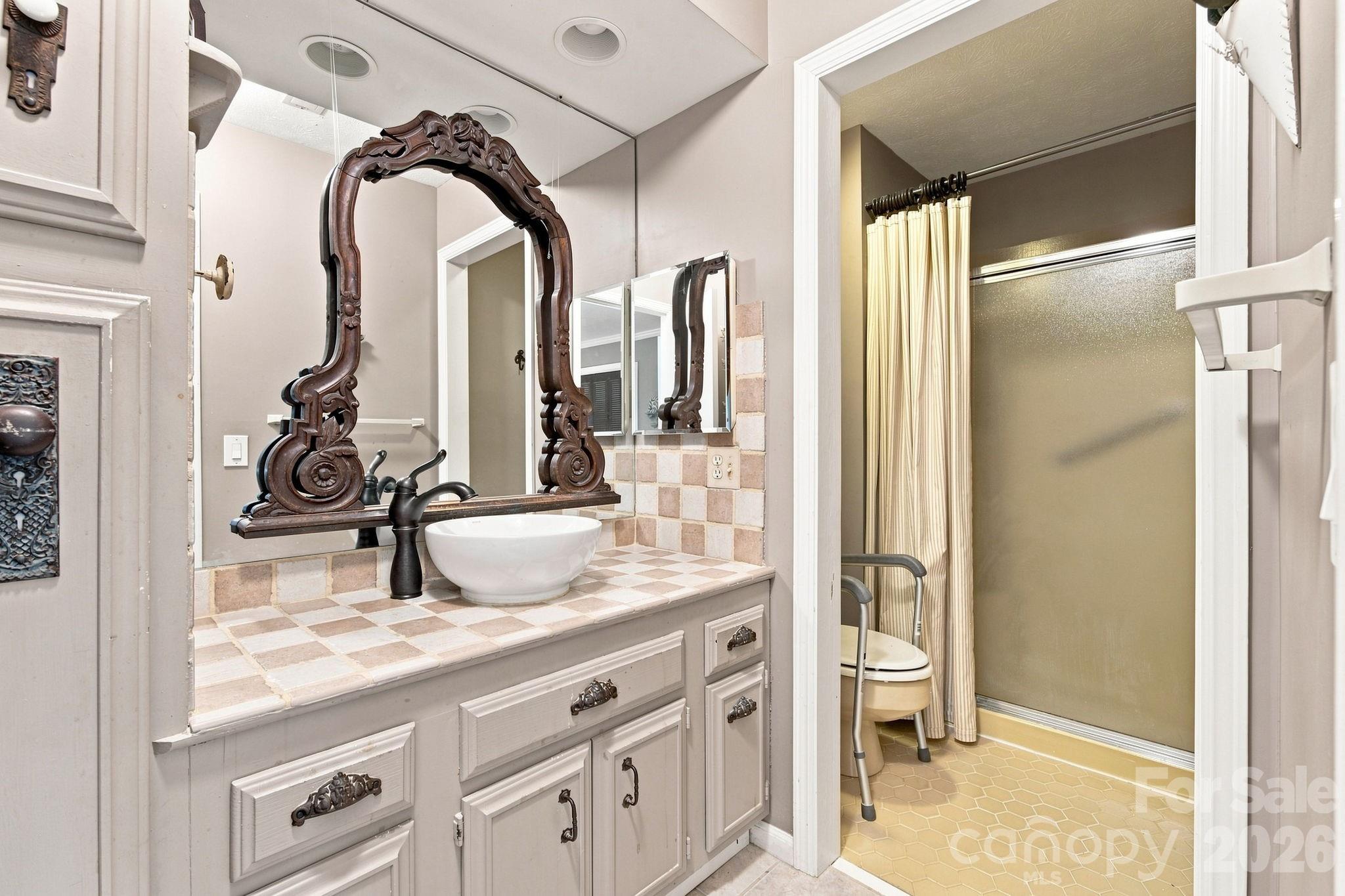Primary Bath - 98 Laurelwood Circle W, Hendersonville