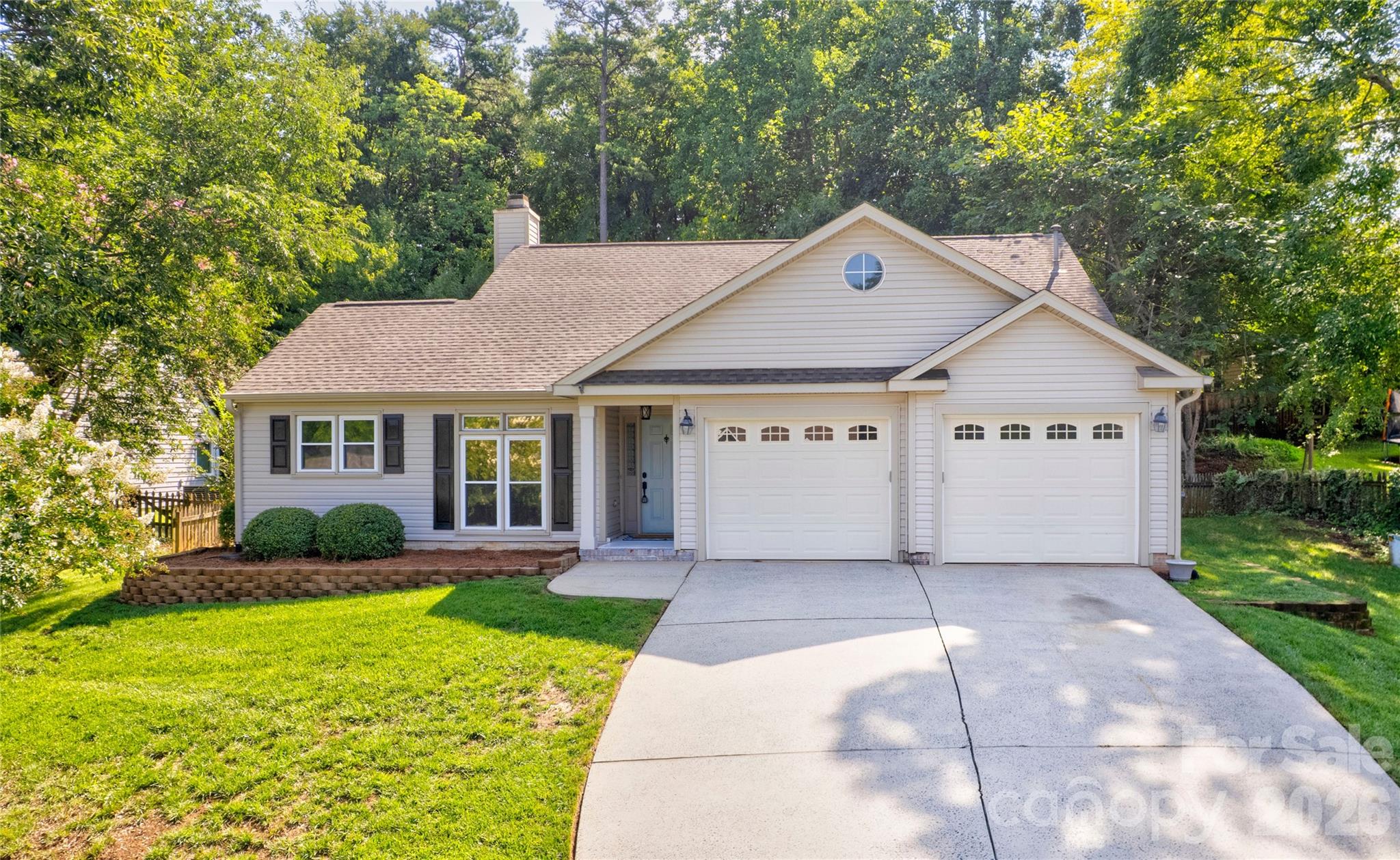 156 Edgewater Drive NW