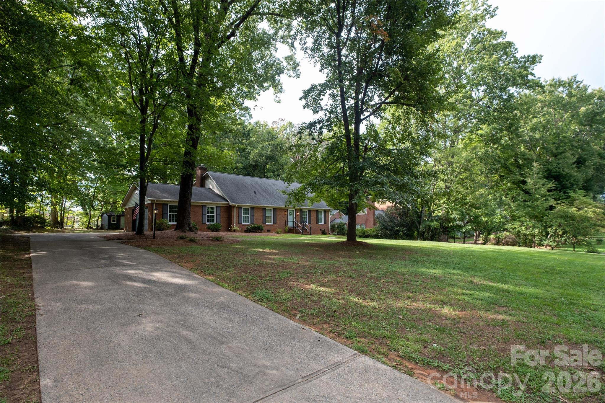 Single Family Residence at 2312 Belmont Drive, Reidsville, photo 2 of 41