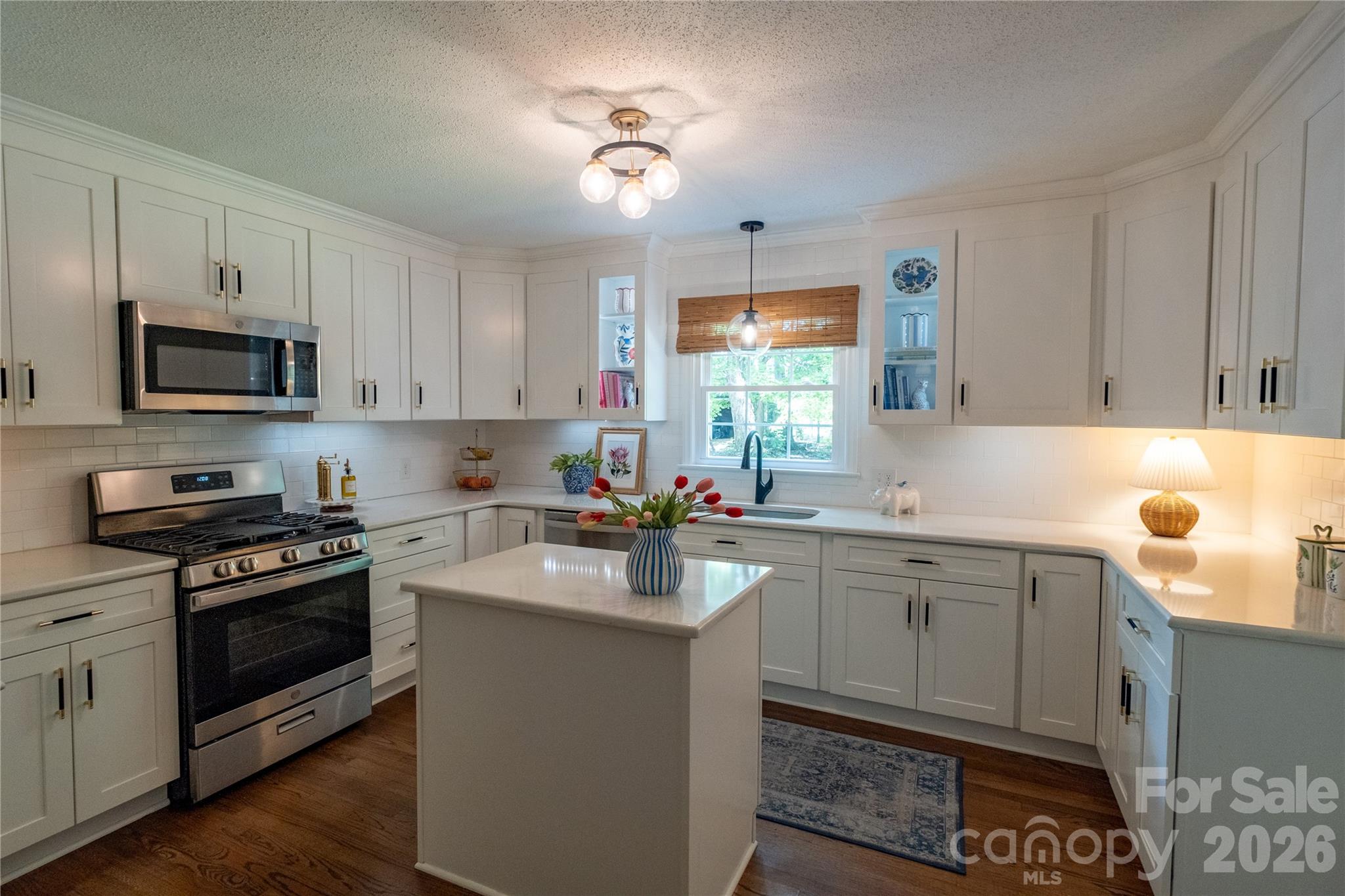 Quartz countertops - 2312 Belmont Drive, Reidsville