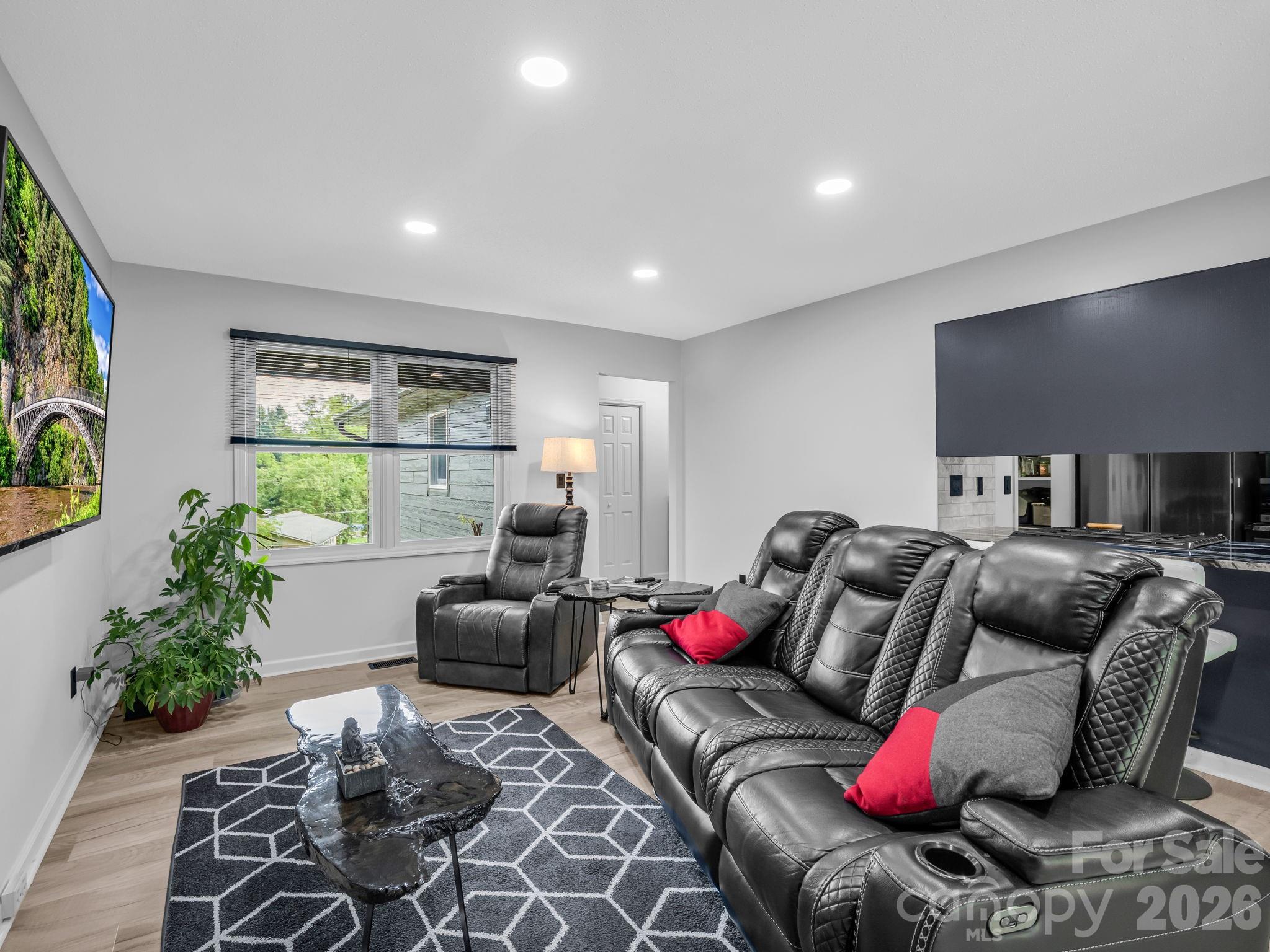 Living Room - 89 Hillview Circle, Brevard