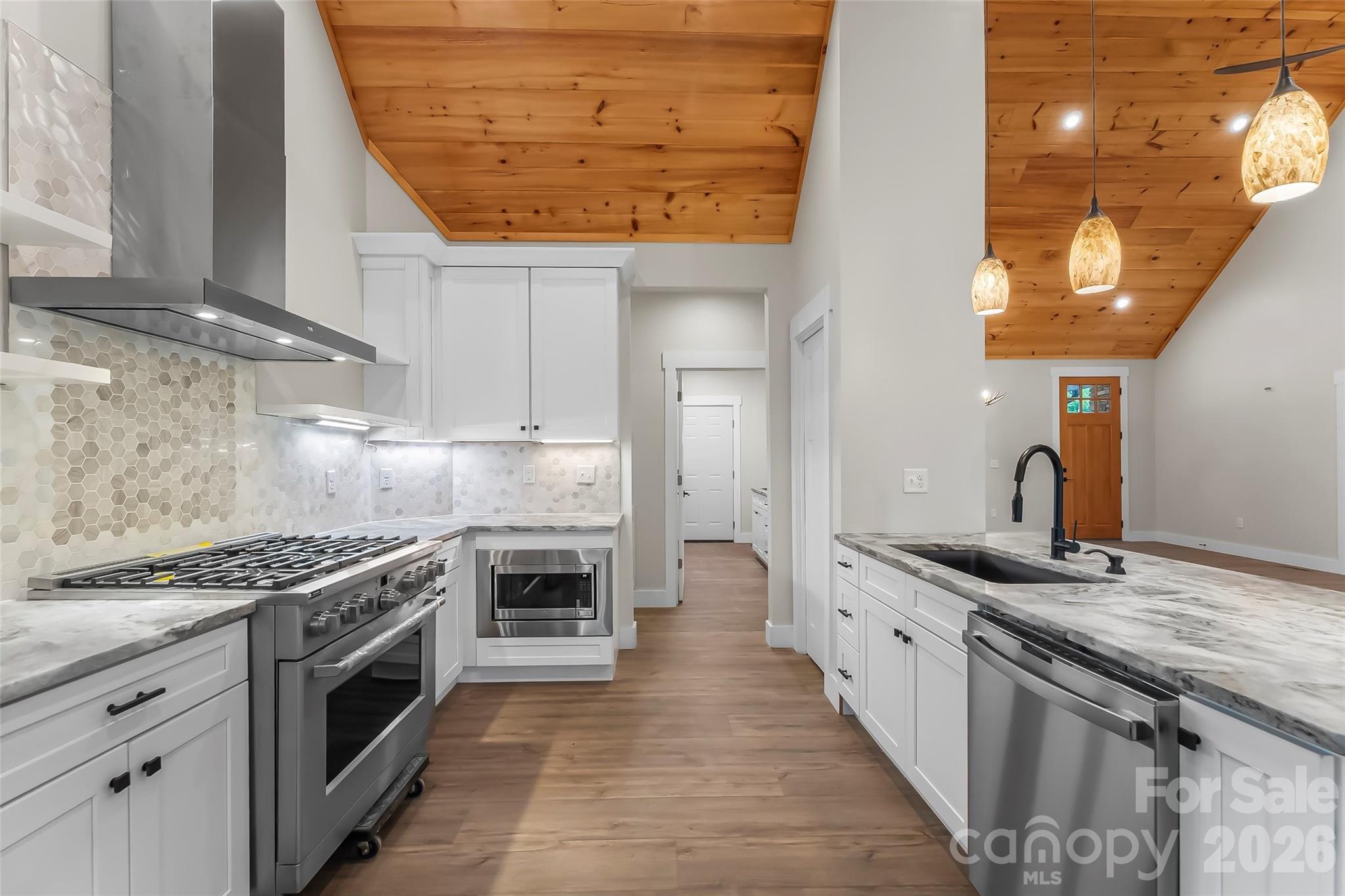 Single Family Residence at 44 Valley View Drive, Marion, photo 19 of 41