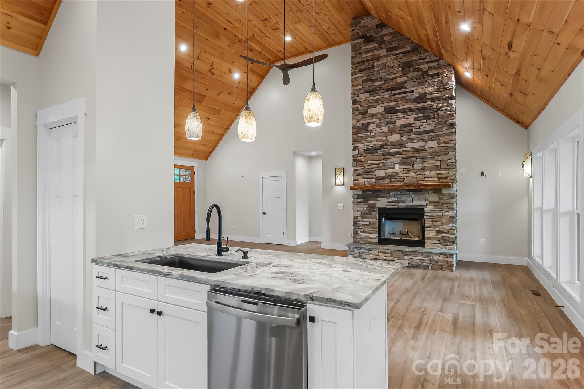 Single Family Residence at 44 Valley View Drive, Marion, photo 21 of 41