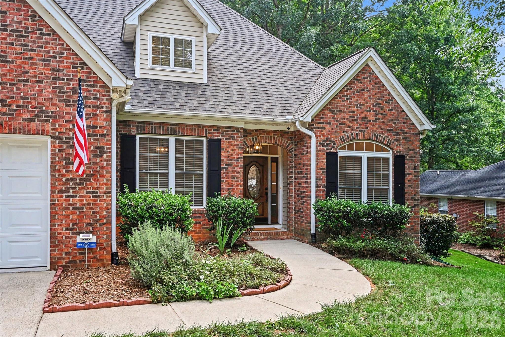 Front Entry and Brick Exterior - 1928 Twin Ponds Drive, Hickory