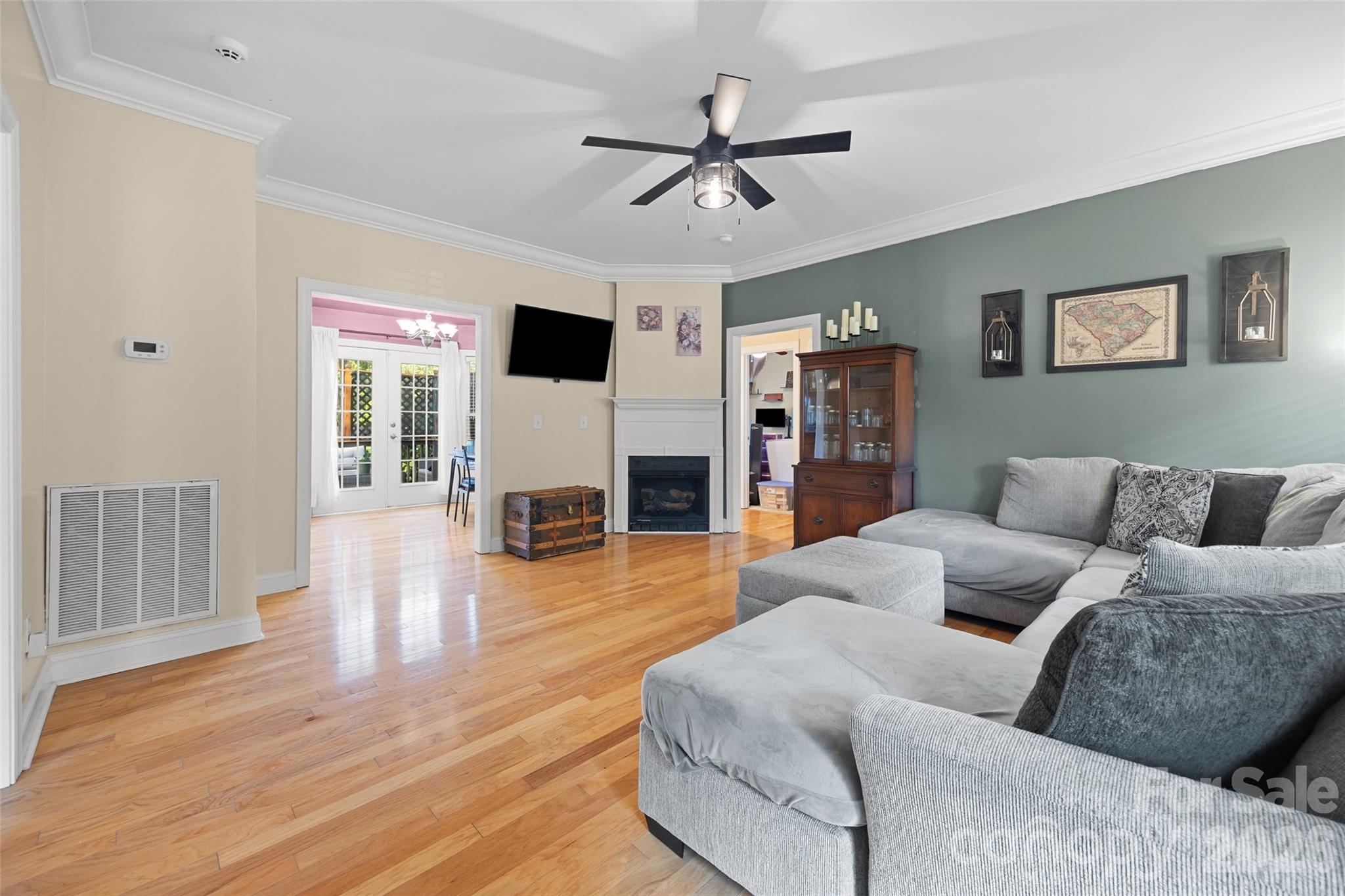 Single Family Residence at 210 Pinewood Lane, Rock Hill, photo 4 of 27