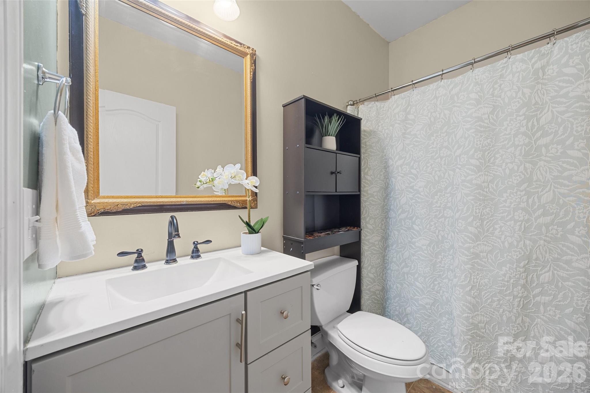 Single Family Residence at 210 Pinewood Lane, Rock Hill, photo 13 of 27