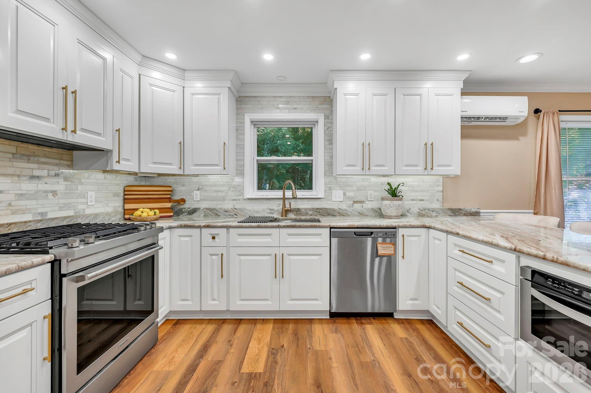 Gas Stove and Stainless Appliances - 426 Meadowood Lane, Burnsville