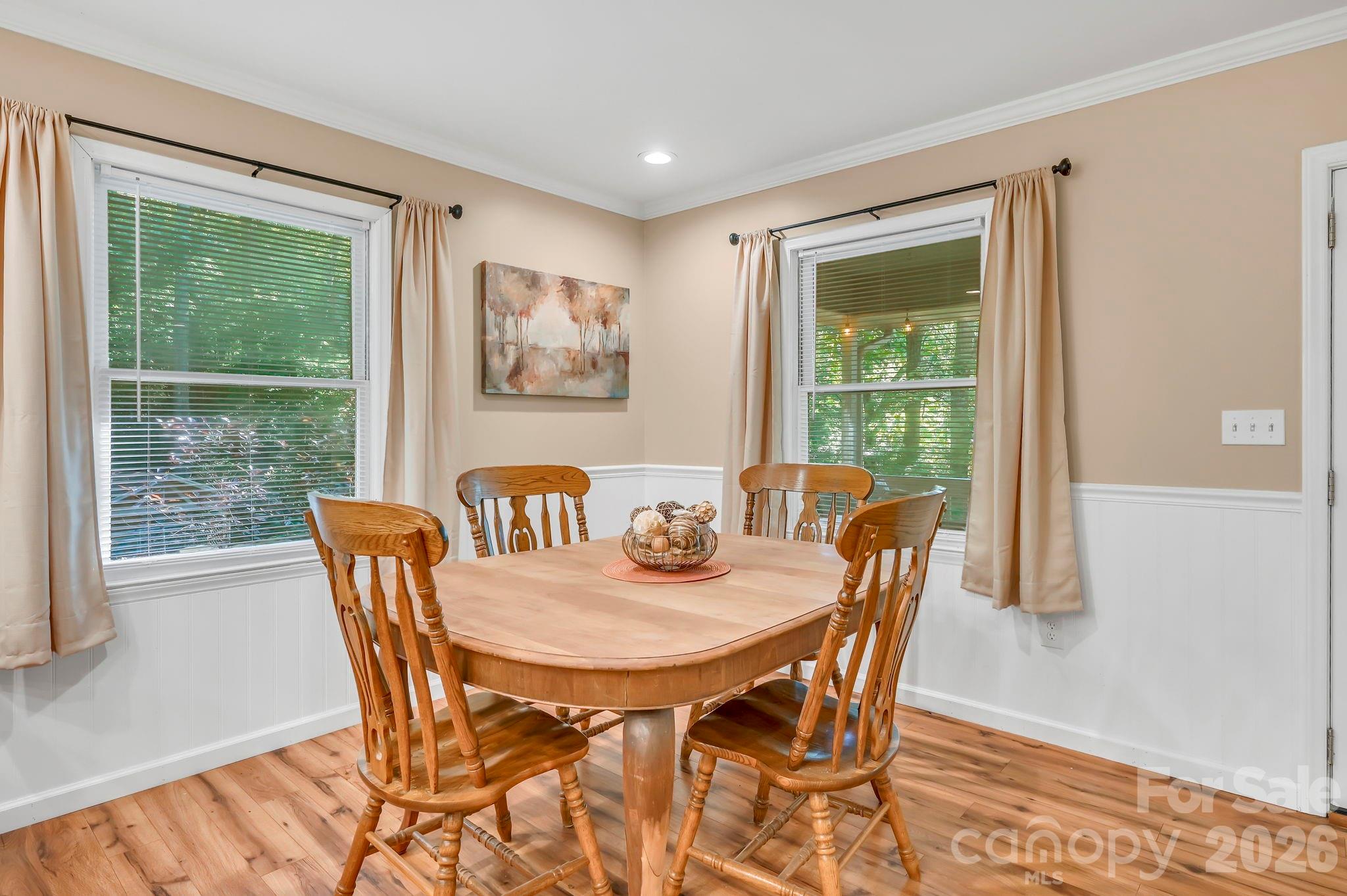 Dining Area - 426 Meadowood Lane, Burnsville