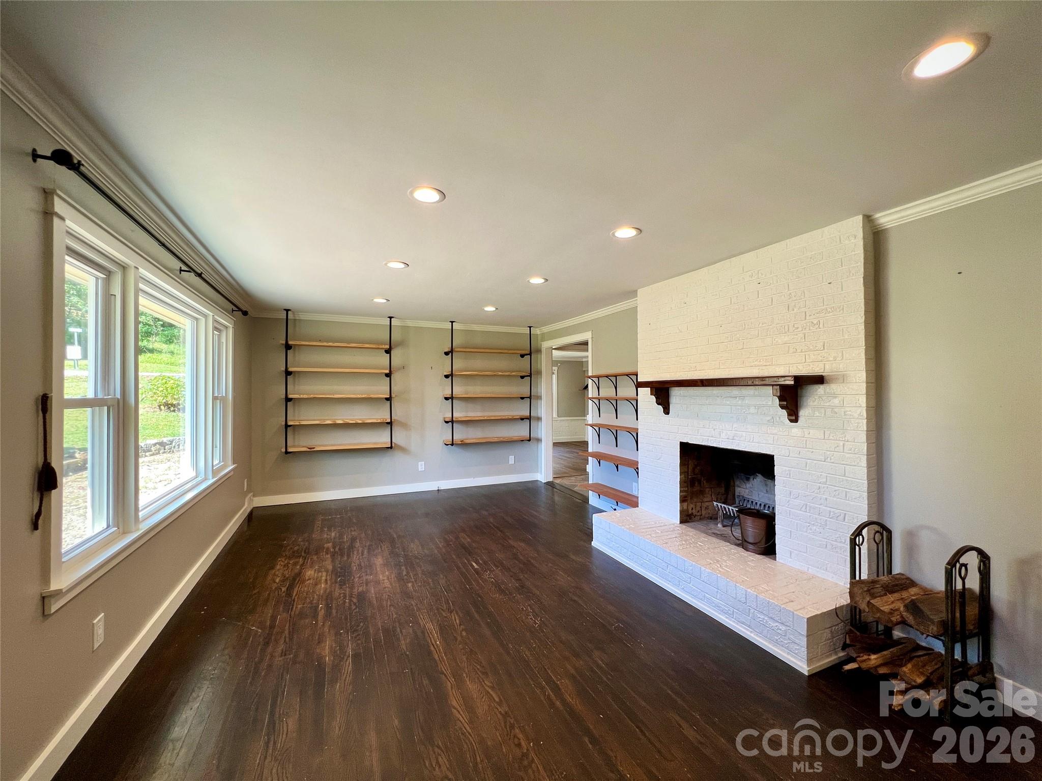 Single Family Residence at 3 Mount Royal Drive, Arden, photo 2 of 26