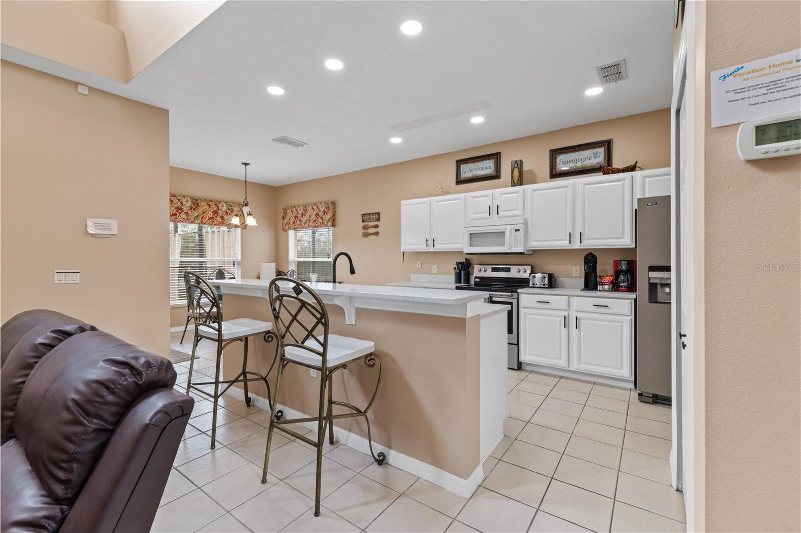 Single Family Residence at 602 HIGHGATE PARK, DAVENPORT, photo 6 of 57