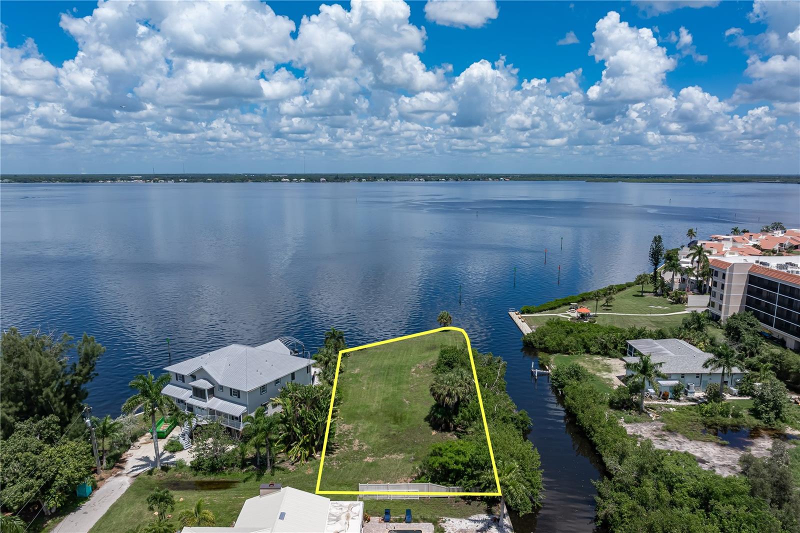 302 KLISPIE DR