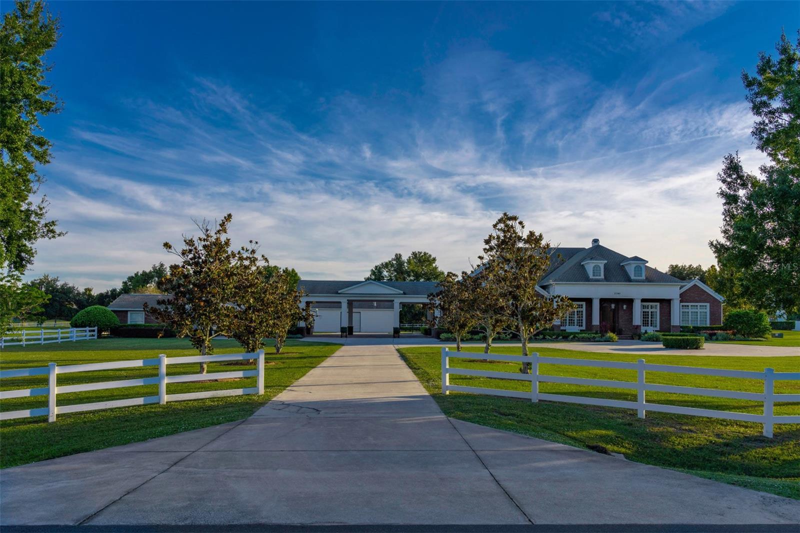 2780 VICKIE CT